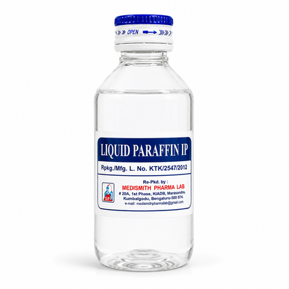 Liquid Paraffin Oil 100ml pack of 1 bottle with clean white background for dry skin care